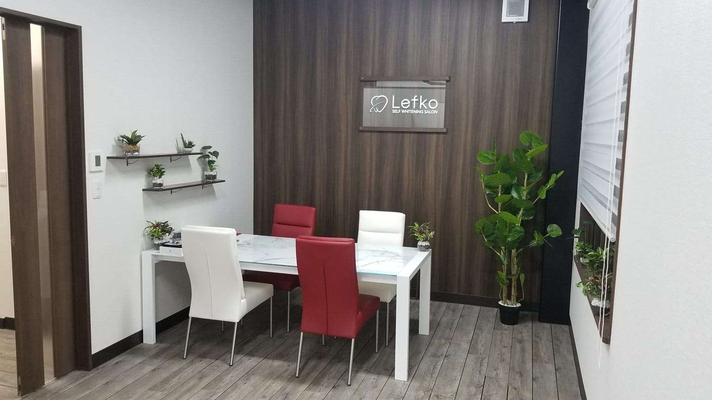 Lefko SELF WHITENING SALON